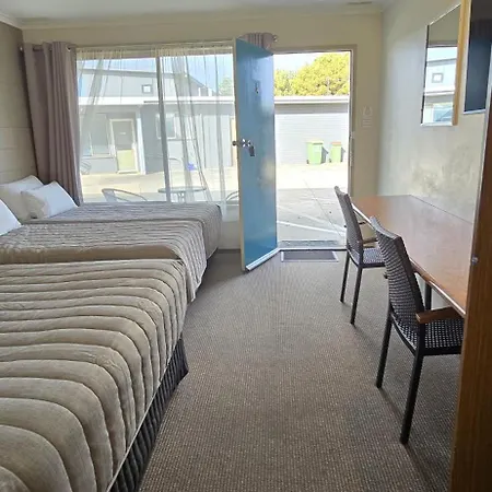 Admella Motel Portland Exterior photo